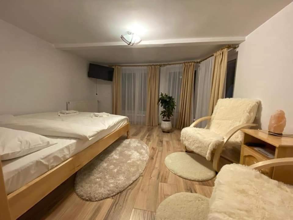 Вілла Casa Anghel Bilbor Екстер'єр фото